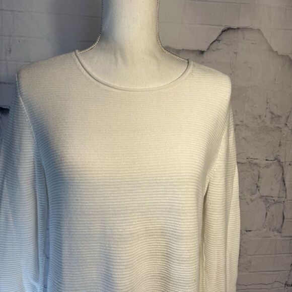 Lord & Taylor Sweater - Picture 2 of 4